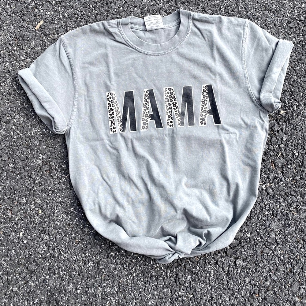 Graphic tee